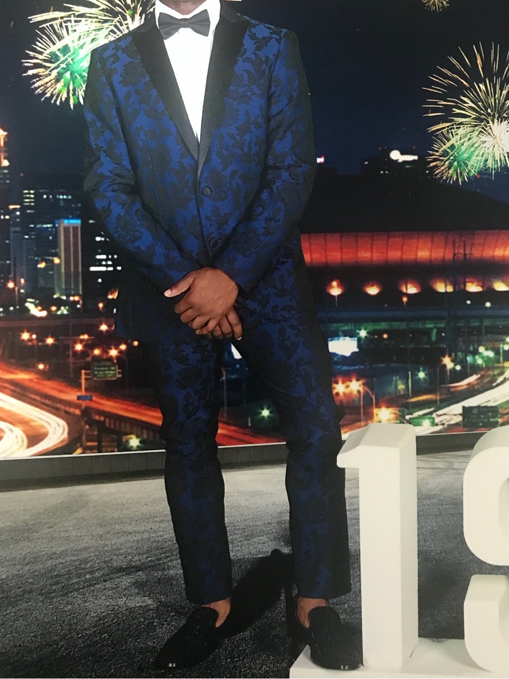 Men's Black/Navy Blue Patterned Satin-Lapel Tuxedo